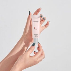 Faronae Silk Smooth Hand Care Essence 4
